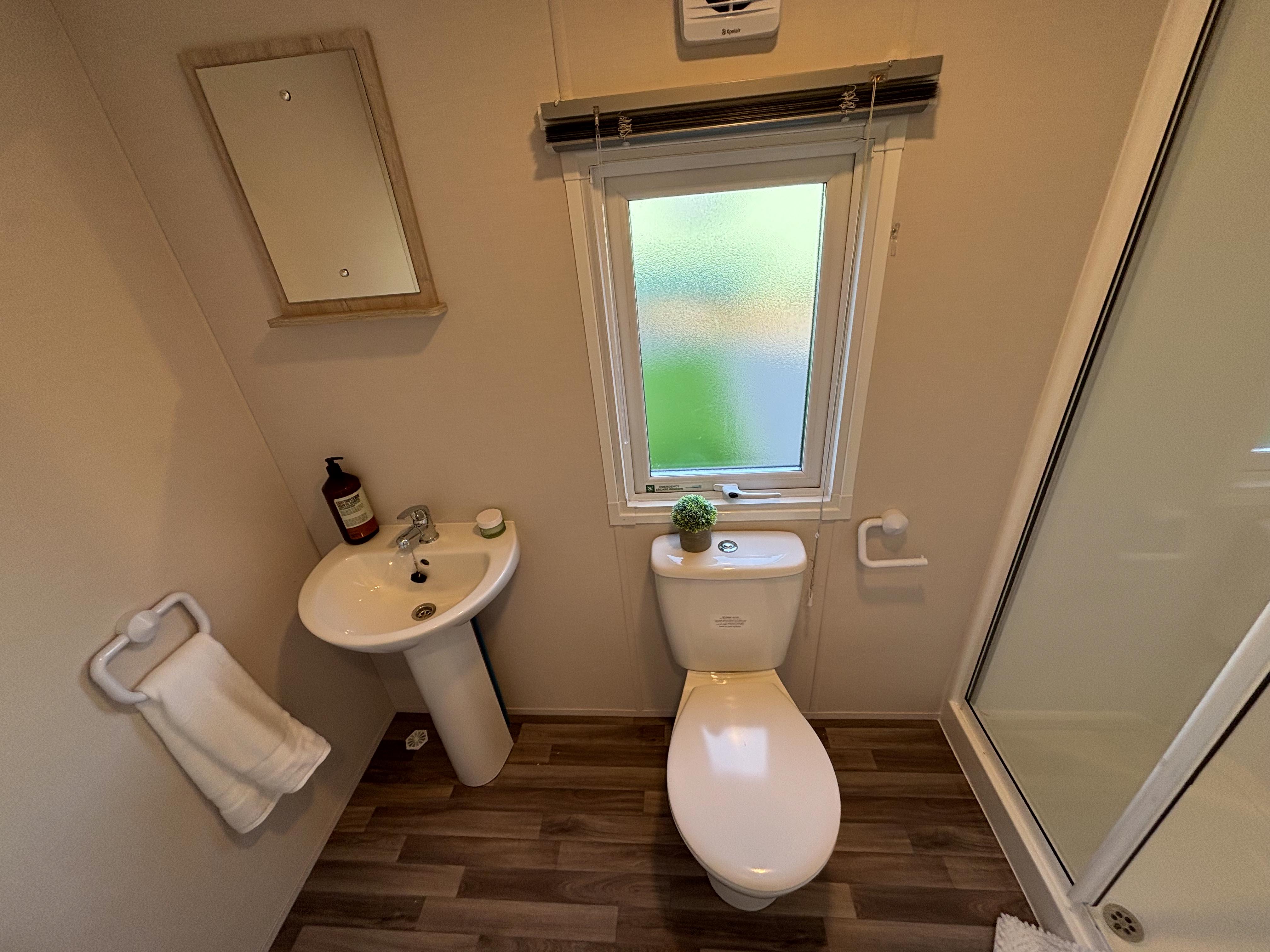 2024 Delta Saffron Deluxe